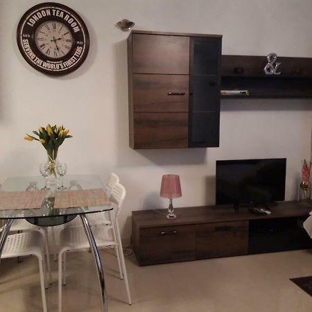 ワルシャワCherry Apartament W Scislym Centrumアパートメント エクステリア 写真